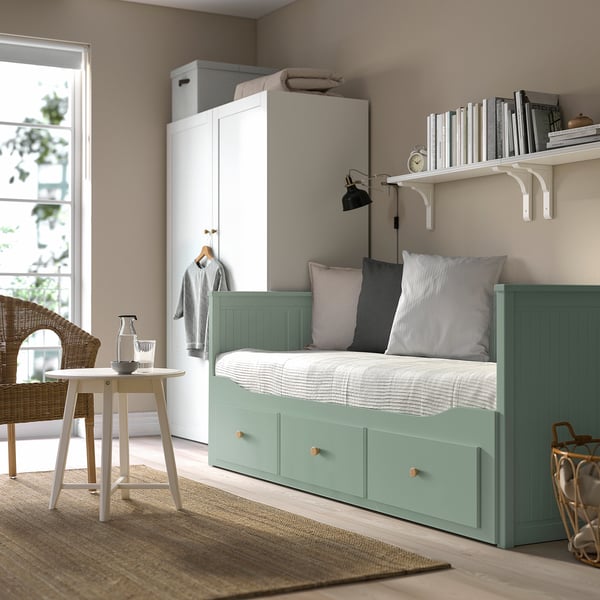 HEMNES هيكل سرير نهاري مع 3 أدراج, رمادي-أخضر, 80x200 سم