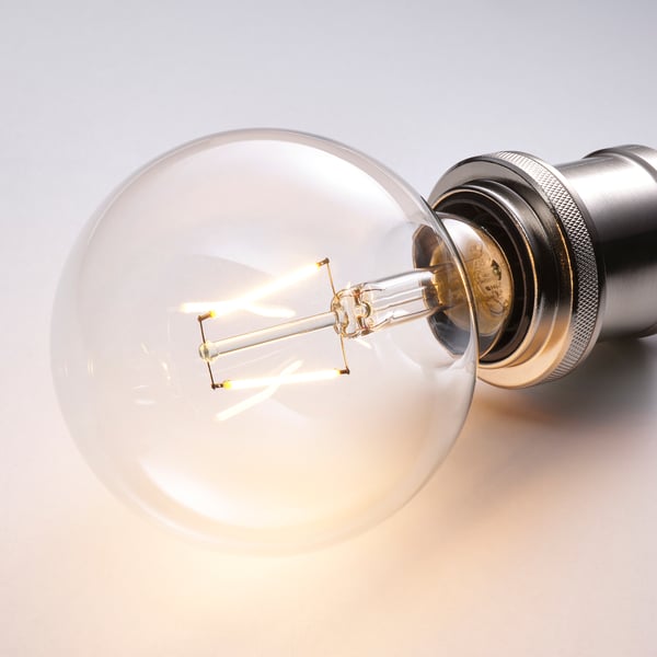 LUNNOM لمبة LED E27 150 lumen, كرويّة شفاف, 95 مم
