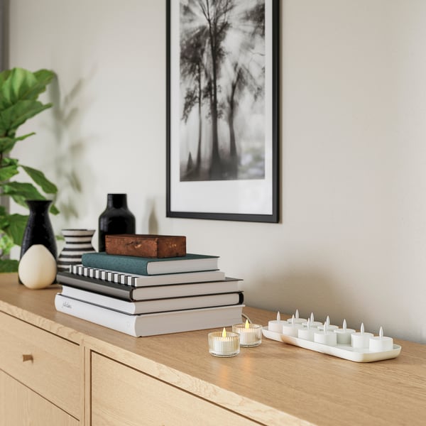 SKATGÅS شموع صغيرة ليد, مع قاعدة شحن أبيض