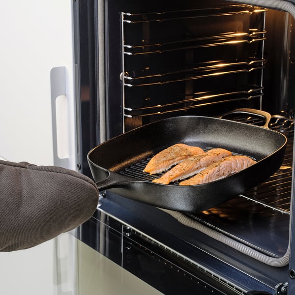 VARDAGEN مقلاة شواء, حديد الزهر, 28x28 سم