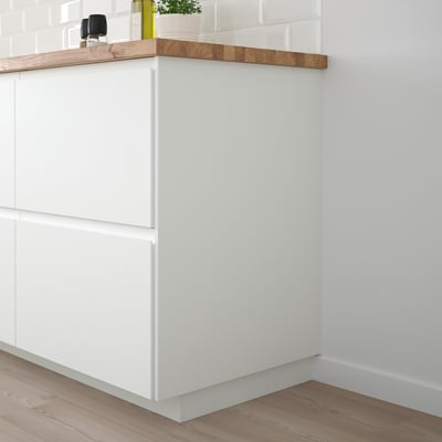 FÖRBÄTTRA: white kitchen unit, wood floor. Smooth, moisture-resistant surface. Considerably sized cabinet with clean, modern design.