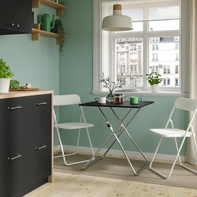 GUNDE / VIHALS Table and 2 folding chairs, folding black/white, 67x67 cm
