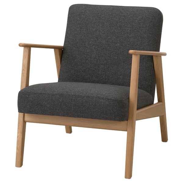 Grauer EKENÄSET Sessel mit hellem Holzgestell, Retro-Design.