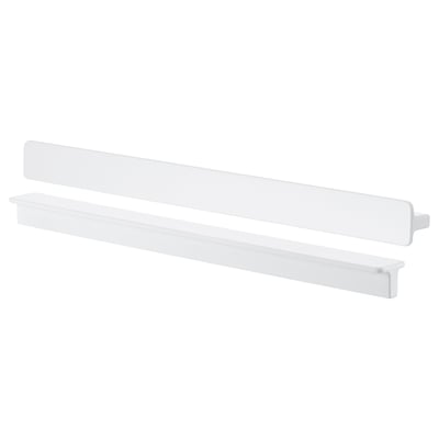 Zwei schlanke weiße HACKÅS-Griffe, glattes Aluminium mit modernem Design.
