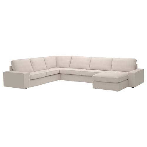 KIVIK beiges Sektionssofa mit Chaiselongue, weicher Stoffstruktur, tiefen Kissen und Eckdesign.