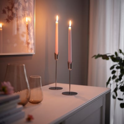 KLOKHET Lüsterkerze, duftneutral, hellrosa, 25 cm 6 Std.