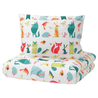 LATTJO Bettgarnitur, weiß mit bunten Waldbewohnern, nachhaltige Baumwolle, quadratische/rechteckige Form, verspieltes Design.