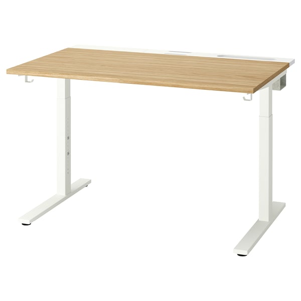 MITTZON Schreibtisch: weiße Beine, Platte aus Eiche, rechteckig, modernes Design.