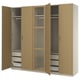 Zeigt einen offenen PAX-Kleiderschrank aus Holz mit Scharnieren, Schubladen und Regale im Inneren.