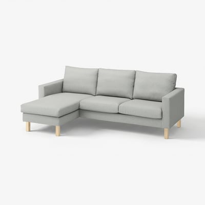 Modernes graues, l-förmiges Sofa mit Holzbeinen, minimalistischem Design, hellgrauem Stoff.