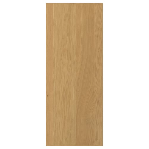 Eine leichte Holztür mit dem Namen SINARP. Es besteht aus Eichenfurnier und einer Massivholzkante. Die Tür ist rechteckig und hat eine natürliche Holzmaserung.