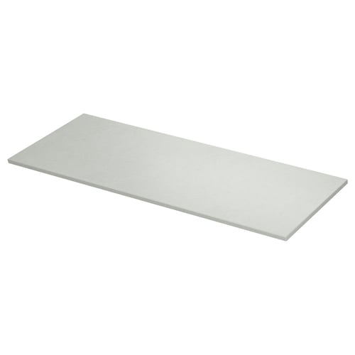 Eine hellgraue Arbeitsplatte von TOLKEN mit moderner Steinoptik und quadratischen Kanten. Hergestellt aus Melamin und Faserplatten, ist es ideal für moderne Badezimmer.