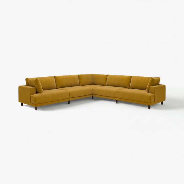 Senfgelbes UPPÅKRA-Ecksofa, modernes Design, mit acht Kissen.