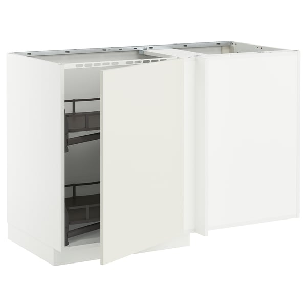 A white METOD kitchen cabinet set. It a pull-out shelf and modern, minimalist design.