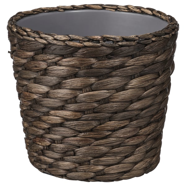 Handwoven brown DRUVFLÄDER basket with plastic liner.