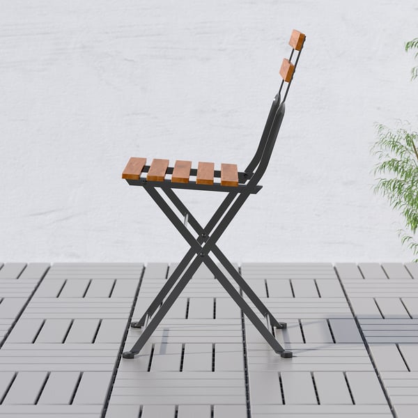 Folding wooden chair, compact & durable, outdoor use
