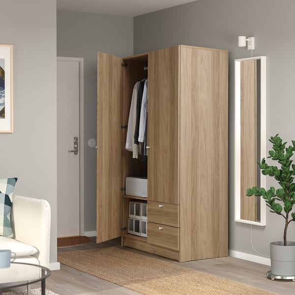 VILHATTEN oak wardrobe: compact hanging & drawers, fits near door.