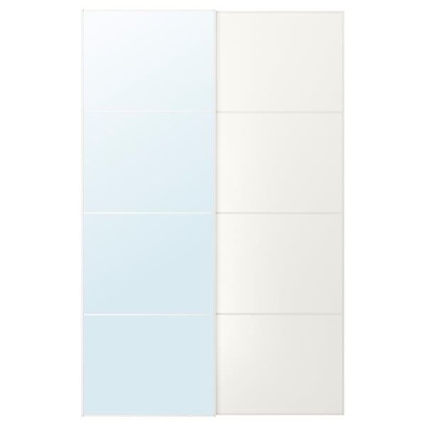 Porte coulissante AULI illustrée. Panneaux miroirs et à double finition. Fabriqué en aluminium, verre et panneaux de fibres. Design moderne et minimaliste.