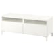 Banc tv BESTÅ blanc, moderne, rectangulaire, rangement à deux portes, design lumineux et minimaliste.