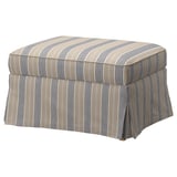 Ottoman rayé beige et bleu avec motif plissé, forme rectangulaire, série EKTORP.