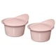 Deux bols en céramique rose clair avec couvercles, empilables, bords lisses, design simple.