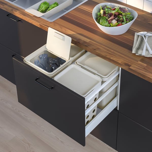 Bac de recyclage de cuisine : HÅLLBAR, blanc, plastique, rectangulaire avec couvercles.