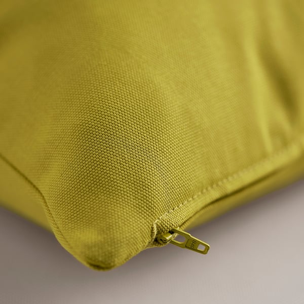 HJÄRTERÖ Housse de coussin, jaune vert extérieur/intérieur, 50x50 cm