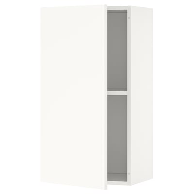 Une armoire murale blanche KNOXHULT avec une seule étagère réglable. Il est rectangulaire, avec une surface résistante aux rayures, et idéal pour le rangement dans la cuisine.