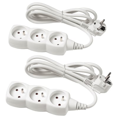 Deux multiprises KOPPLA blanches avec 3 prises chacune, des fiches et 1. Câbles de 5 m, en plastique.