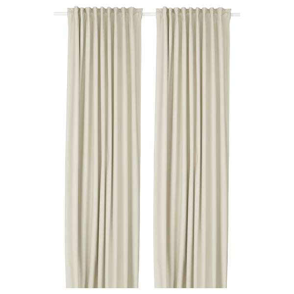 Rideaux beiges Kormott, unis, bouchés, linteau passe-tringle.