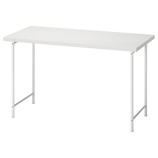 Bureau IKEA LAGKAPTEN blanc, rectangulaire, pieds en métal.