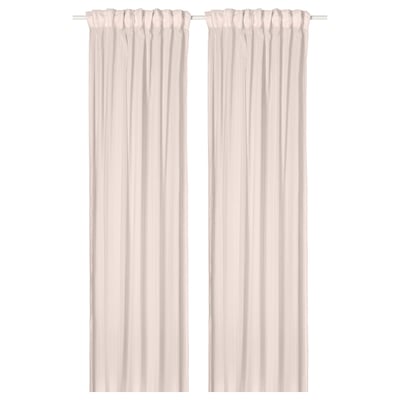 Voilages MATILDA en rose pâle avec des rayures cousues pétillantes, fabriqués à partir de polyester recyclé. Ils pendent droits avec des passe-tringles pour un look décontracté.