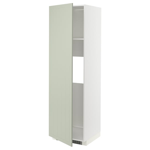 Armoire verte METOD, haute avec une étagère visible, porte à charnière droite, cadre blanc.