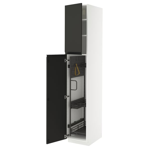 Unité de cuisine METOD noir et blanc : portes hautes, modernes, noires avec poignées, cadre blanc, organisateurs coulissants.