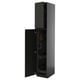Armoire de cuisine noire avec porte ouverte, finition brillante, forme rectangulaire, design moderne.