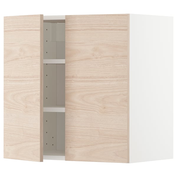 Armoire de cuisine en frêne clair METOD : effet grain de bois, frêne clair, robuste avec étagères réglables, porte fermée.