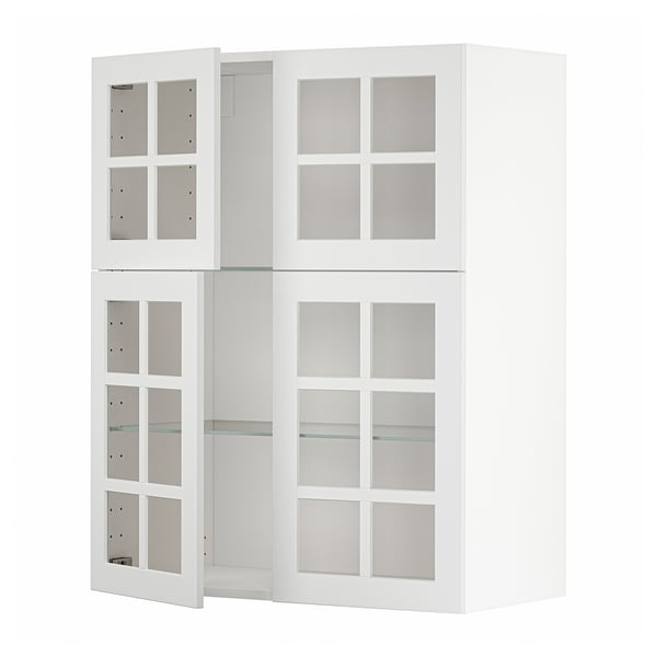 Armoires de cuisine METOD blanches avec portes en verre.