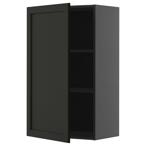 Armoire METOD noire avec étagère réglable.