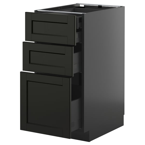 Armoire de cuisine noire moderne avec trois tiroirs ouverts, design élégant, poignées métalliques.
