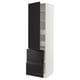 Armoire moderne en noir et blanc, haute et étroite avec des étagères et tiroirs réglables, design élégant.