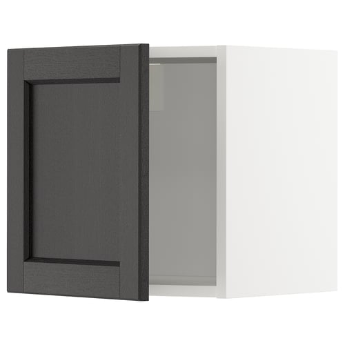Armoire de cuisine METOD avec porte en lerhyttan noir, avec un design à bords biseautés.