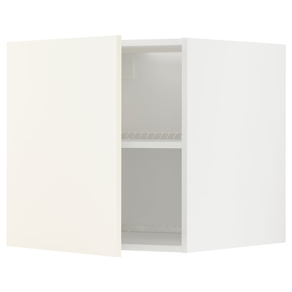 Une armoire de cuisine METOD blanche avec une étagère réglable et une porte de couverture.