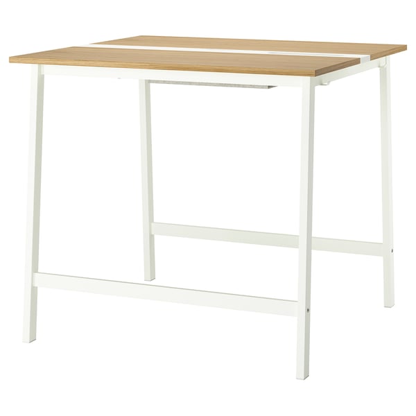 Bureau Mittzon. Cadre en métal blanc, plateau rectangulaire en bois. Conception simple et durable.