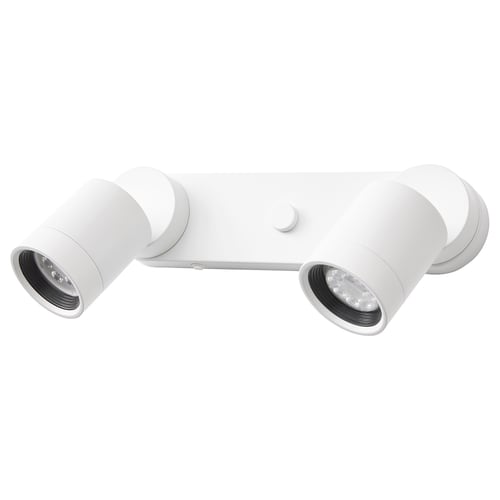 Projecteur à deux têtes blanc, NYMÅNE, design moderne, spots orientables, finition métallique.