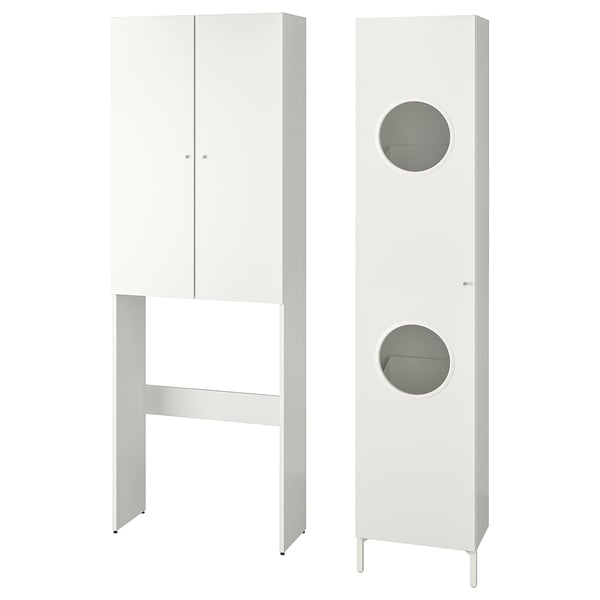Ensemble de grande armoire à linge blanche, design moderne, avec des portes et des fenêtres rondes sur l’une, une étagère inférieure ouverte sur l’autre, idéal pour les petits espaces.