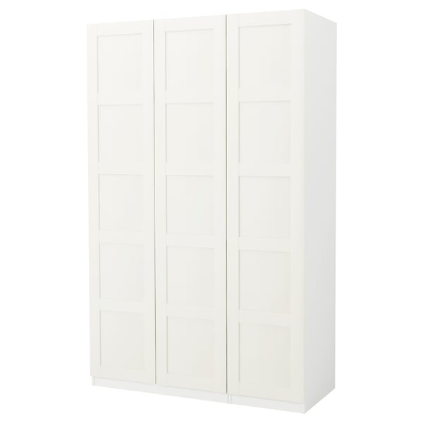 Armoire ikea PAX blanche, trois sections, design moderne.