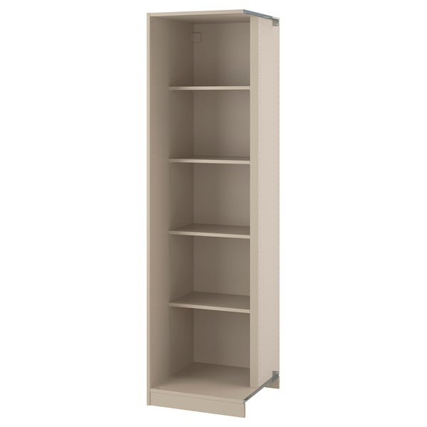 Une étagère ouverte ikea PAX en beige. Il dispose de trois étagères, de pieds réglables et d’une finition en papier lisse et semi-mat.