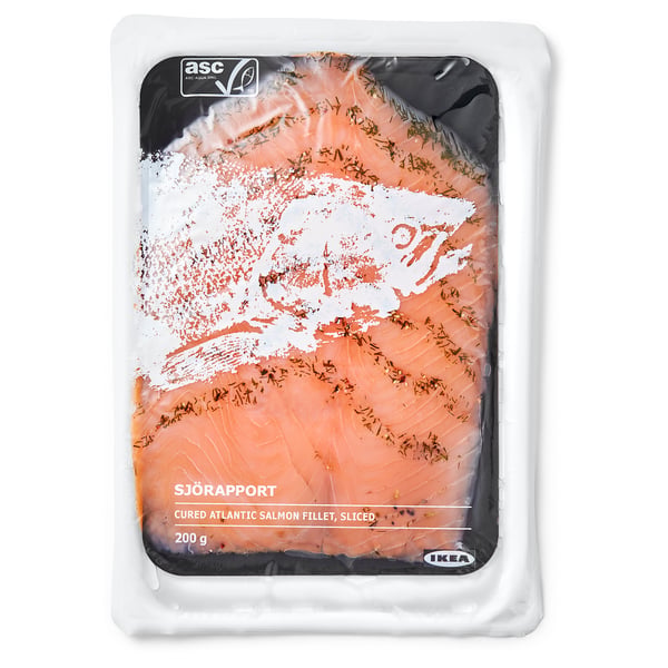 Filet de saumon de l’Atlantique salé sous vide, marqué SJÖRAPPORT, prêt à servir comme plat principal ou buffet.