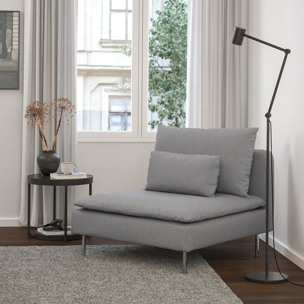 Chaise gris clair SÖDERHAMN, élégante et discrète avec un design minimaliste moderne.