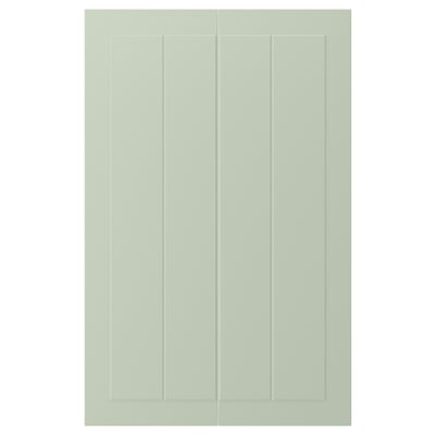 Deux portes rainurées vertes au design lisse et rectangulaire.